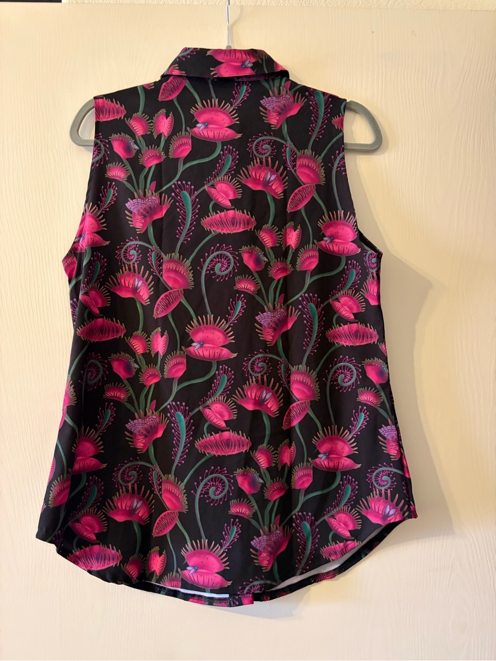Fun Venus flytrap print blouse - Picture 4 of 6